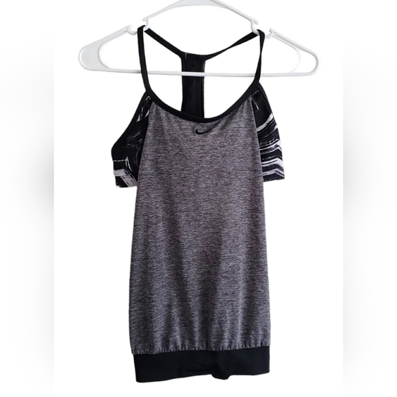 Nike 2 in 1 Tank Top w Built in Sports Bra - Picture 4 of 5